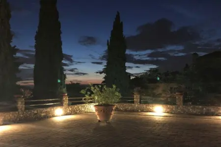 Maison Fienile à Montespertoli, piscine et terrasse : photo 8