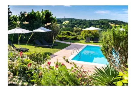 Maison avec piscine au domaine viticole Orzale, Montaione