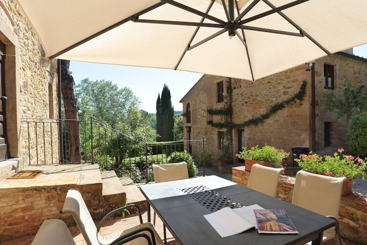 Maison Pyrus à Montaione : piscine et terrasse - Photo 3