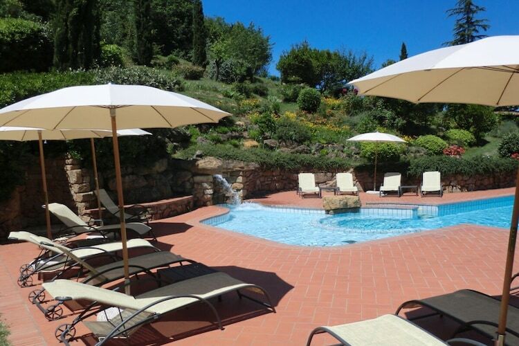 Maison Pyrus à Montaione : piscine et terrasse - Photo 5