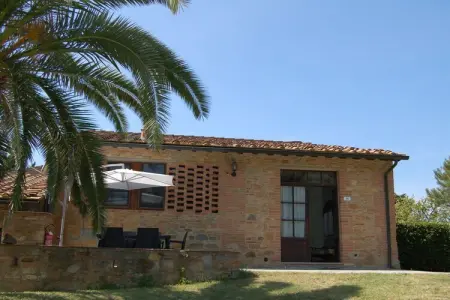 Maison Orzale : 6 pers., piscine et vignoble toscan
