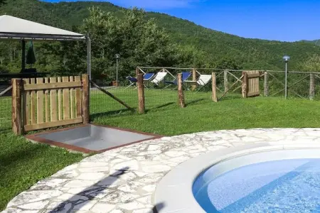 Villa Borgo Antico, 7 chambres avec piscine à Cortona : photo 14