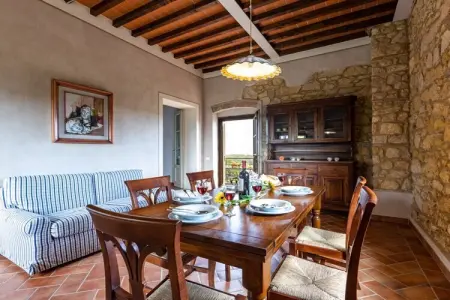Maison Castello - Piscine et terrasse en Toscane : photo 12