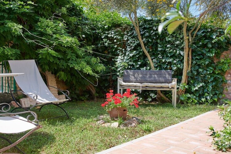 Maison-tour médiévale avec piscine à Montepescali - Photo 9