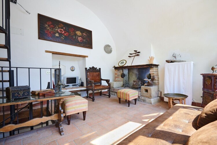 Maison-tour médiévale avec piscine à Montepescali - Photo 11
