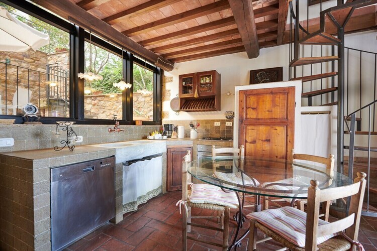 Maison-tour médiévale avec piscine à Montepescali - Photo 12