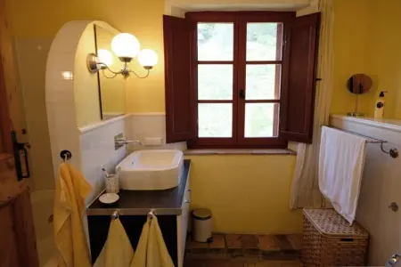 Casa Montale à Montecarotto : maison 5 pers. avec piscine : photo 14