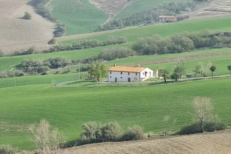 Maison 6 personnes avec piscine et vue panoramique à San Giorgio : photo 4