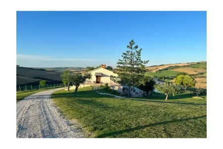 Maison 6 personnes avec piscine et vue panoramique à San Giorgio : photo 10