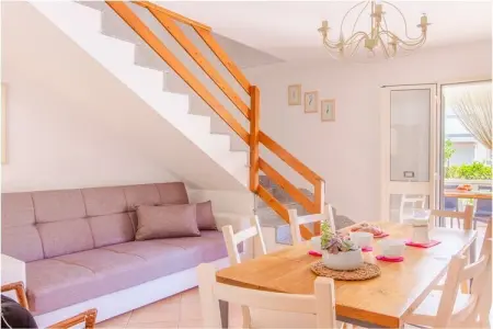 Villa Orchidea à Torre Santa Sabina, 400 m de la plage : photo 11