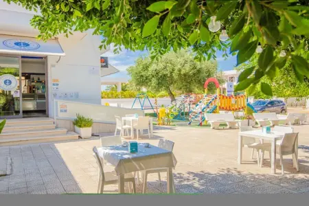 Villa Orchidea à Torre Santa Sabina, 400 m de la plage : photo 28
