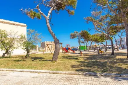 Villa Orchidea à Torre Santa Sabina, 400 m de la plage : photo 32