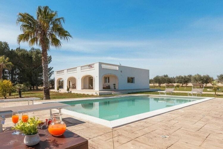 Villa Pallino avec piscine et vue mer à Carovigno - Photo 1