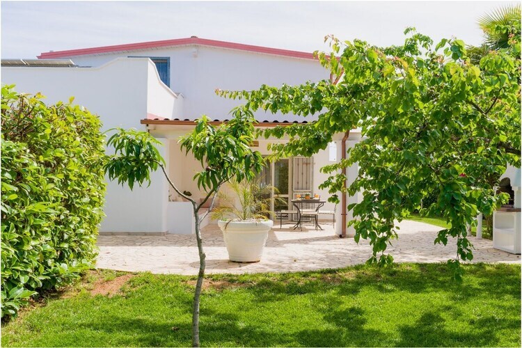 Maison Apulia Savasana à San Vito dei Normanni, piscine - Photo 3