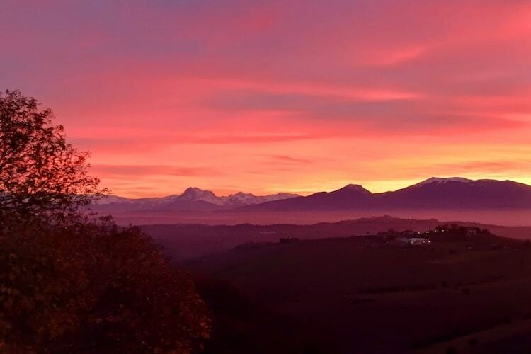 Rustico restauré avec vue Gran Sasso à Ripatransone - Photo 11