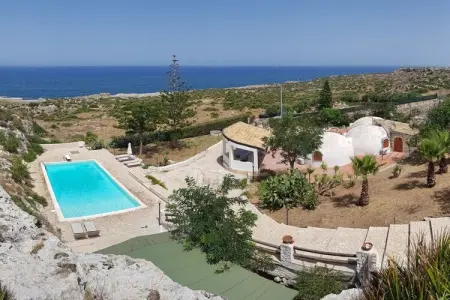 Maison igloo climatisée avec vue mer à Siracusa : photo 1