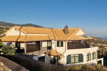 Maison vue océan à 320 m d'altitude, Estreito da Calheta : photo 1