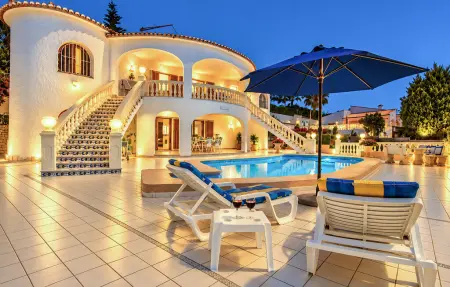La Perla, maison 340 m² avec piscine et vue mer : photo 12