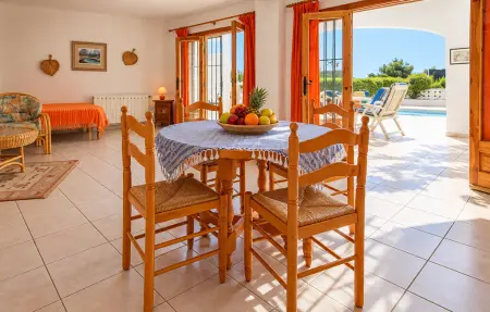 La Perla, maison 340 m² avec piscine et vue mer : photo 16