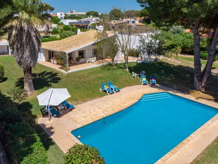 Villa Bolota 10 pers. – Piscine privée et jardin clos : photo 4
