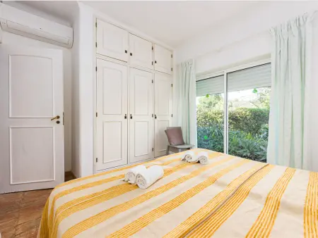 Villa Bolota 10 pers. – Piscine privée et jardin clos : photo 17