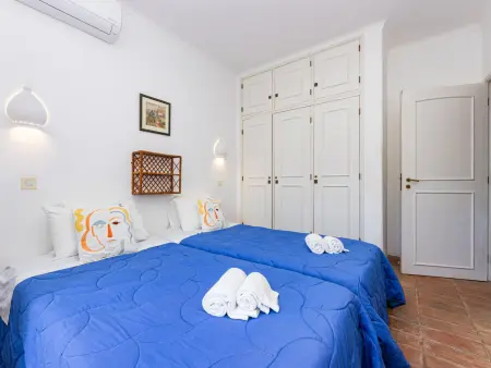 Villa Bolota 10 pers. – Piscine privée et jardin clos : photo 24