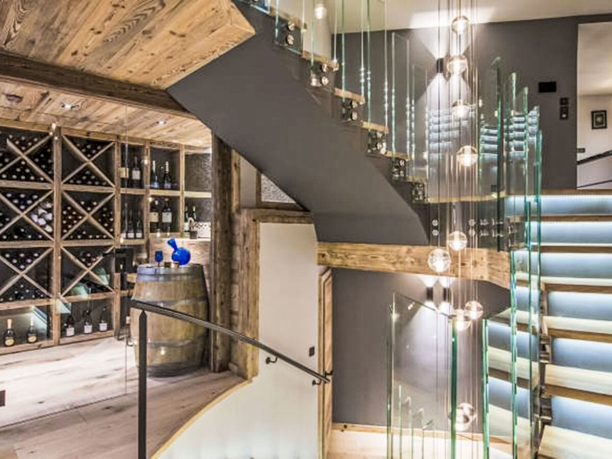 Ski-in/Ski-out Chalet Diamond, 16 pers, Morzine - Photo 3