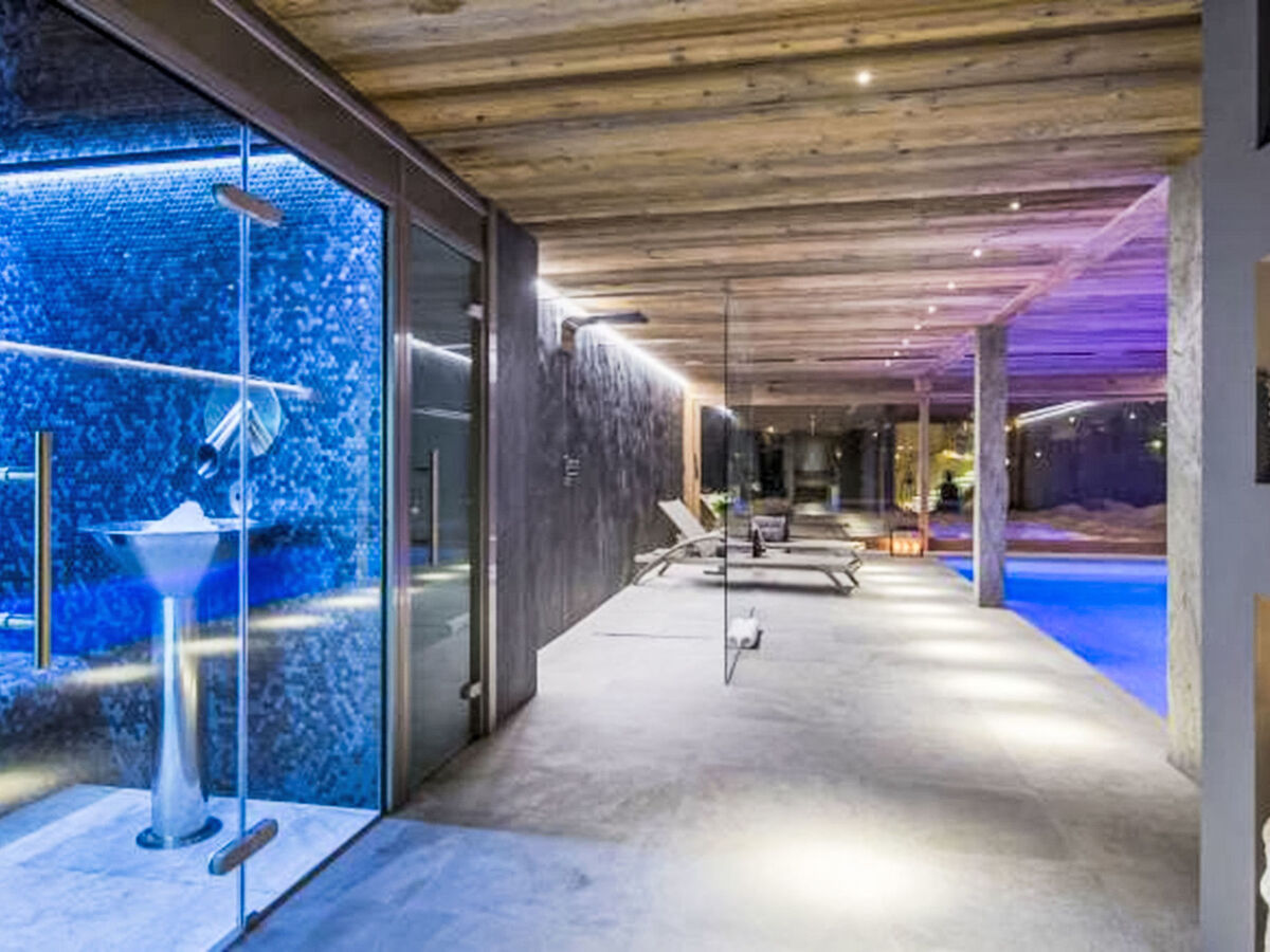 Ski-in/Ski-out Chalet Diamond, 16 pers, Morzine - Photo 30