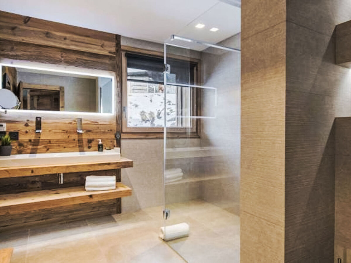 Ski-in/Ski-out Chalet Diamond, 16 pers, Morzine - Photo 50