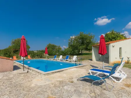 Maison Danijela 1 à Rovinj, piscine et 3 chambres