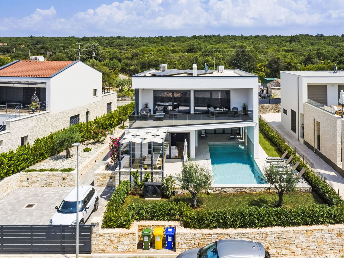 Villa BB : 4 chambres, piscine chauffée près de Rovinj - Photo 9