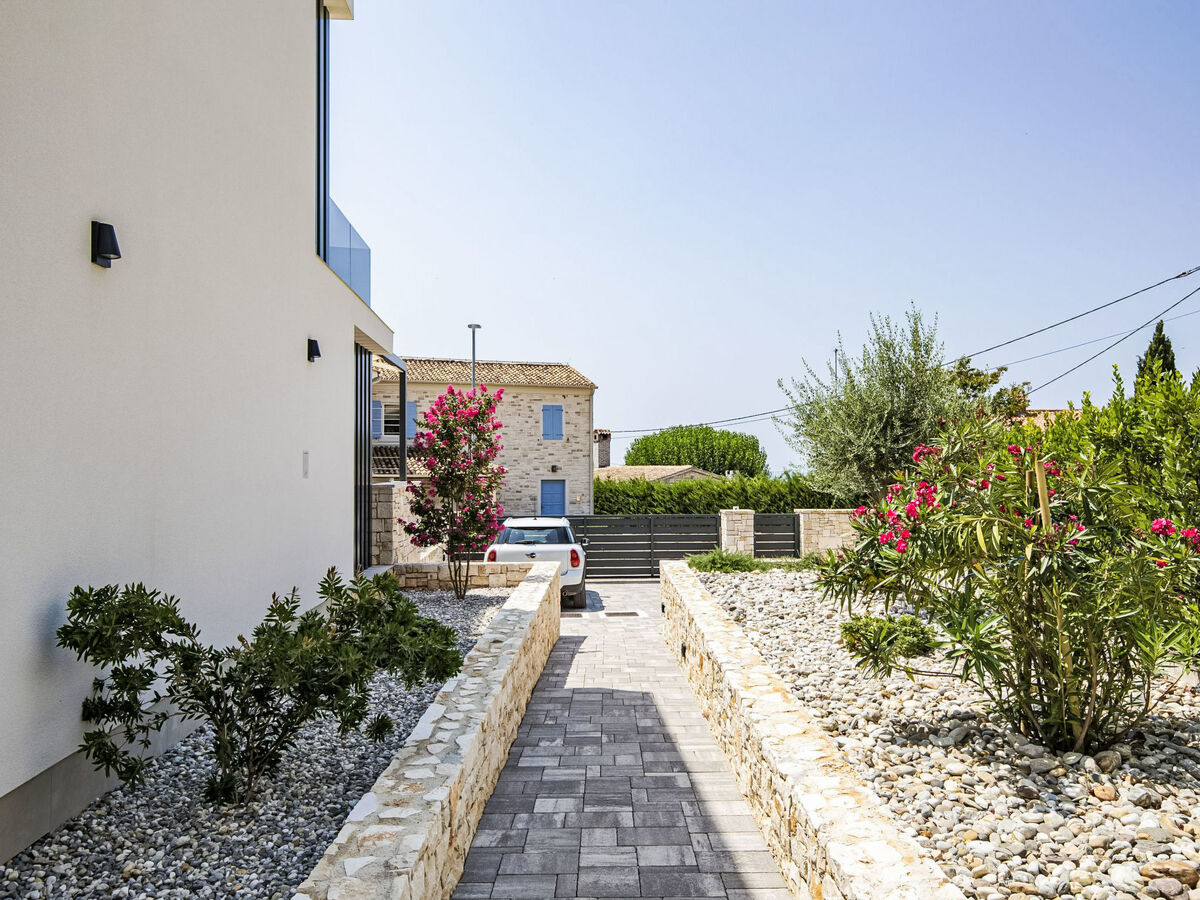 Villa BB : 4 chambres, piscine chauffée près de Rovinj - Photo 10