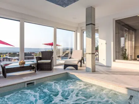 Villa Delfin, 4 ch, piscine chauffée à Punat : photo 3