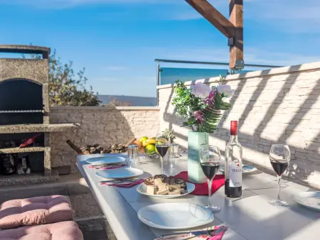Villa Delfin, 4 ch, piscine chauffée à Punat : photo 10