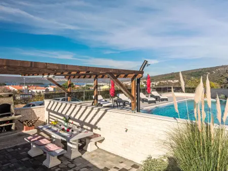 Villa Delfin, 4 ch, piscine chauffée à Punat : photo 11