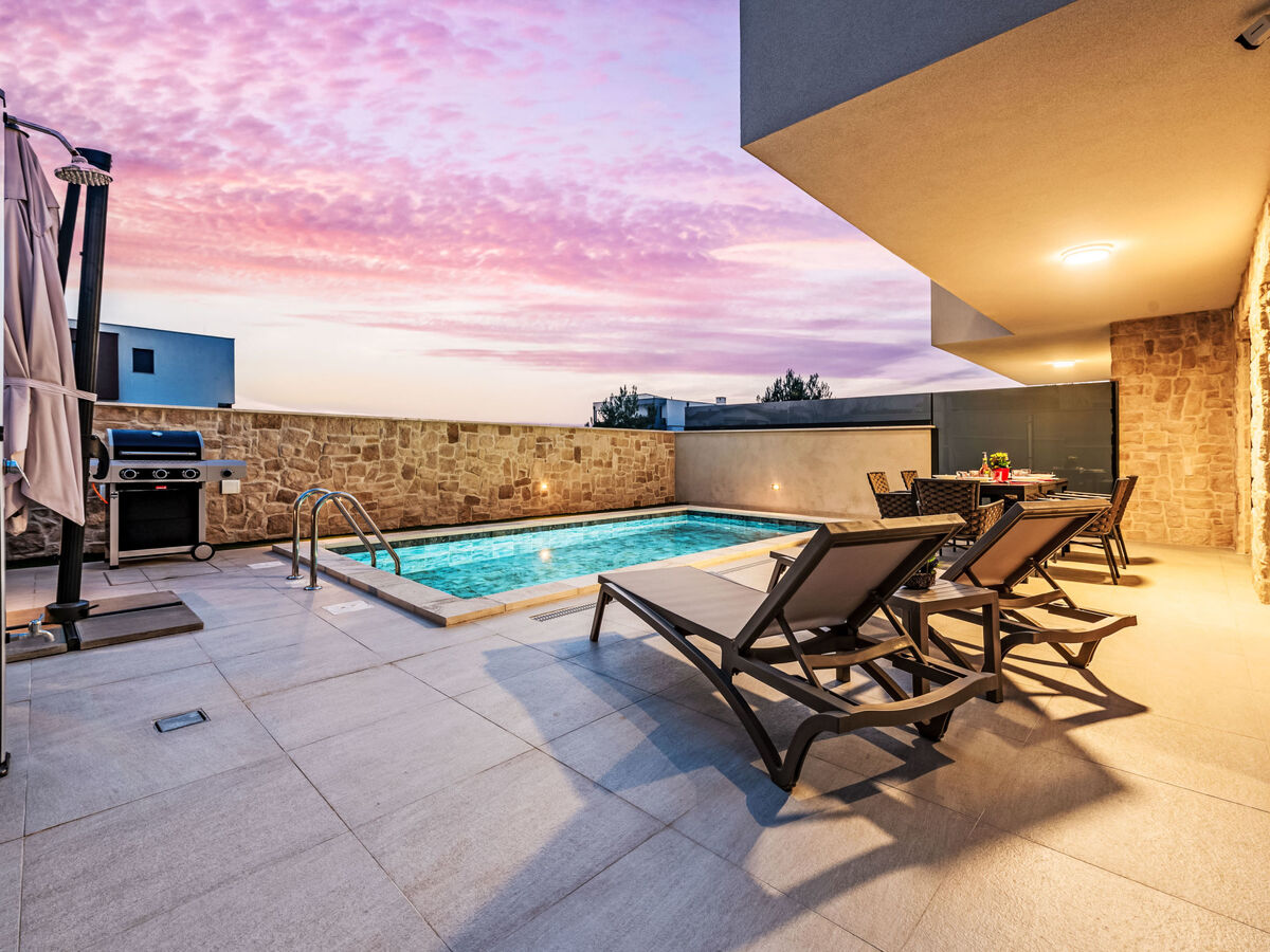 Villa Royal Sabunique 01 - Piscine chauffée à Privlaka - Photo 14