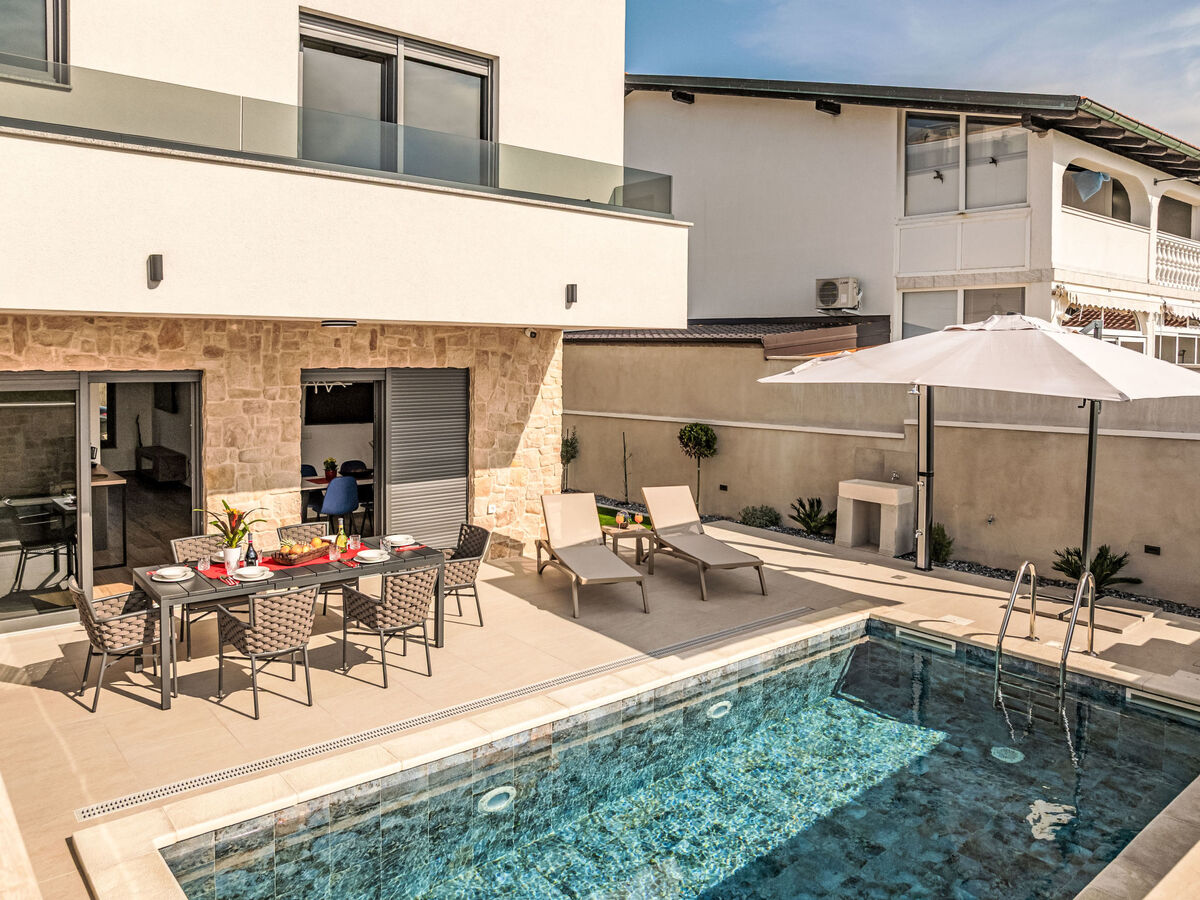 Villa Royal Sabunique 01 - Piscine chauffée à Privlaka - Photo 15