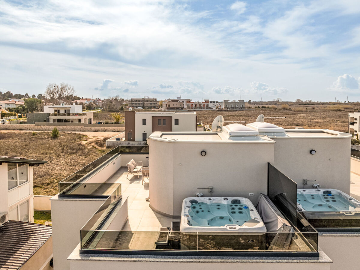 Villa Royal Sabunique 01 - Piscine chauffée à Privlaka - Photo 16