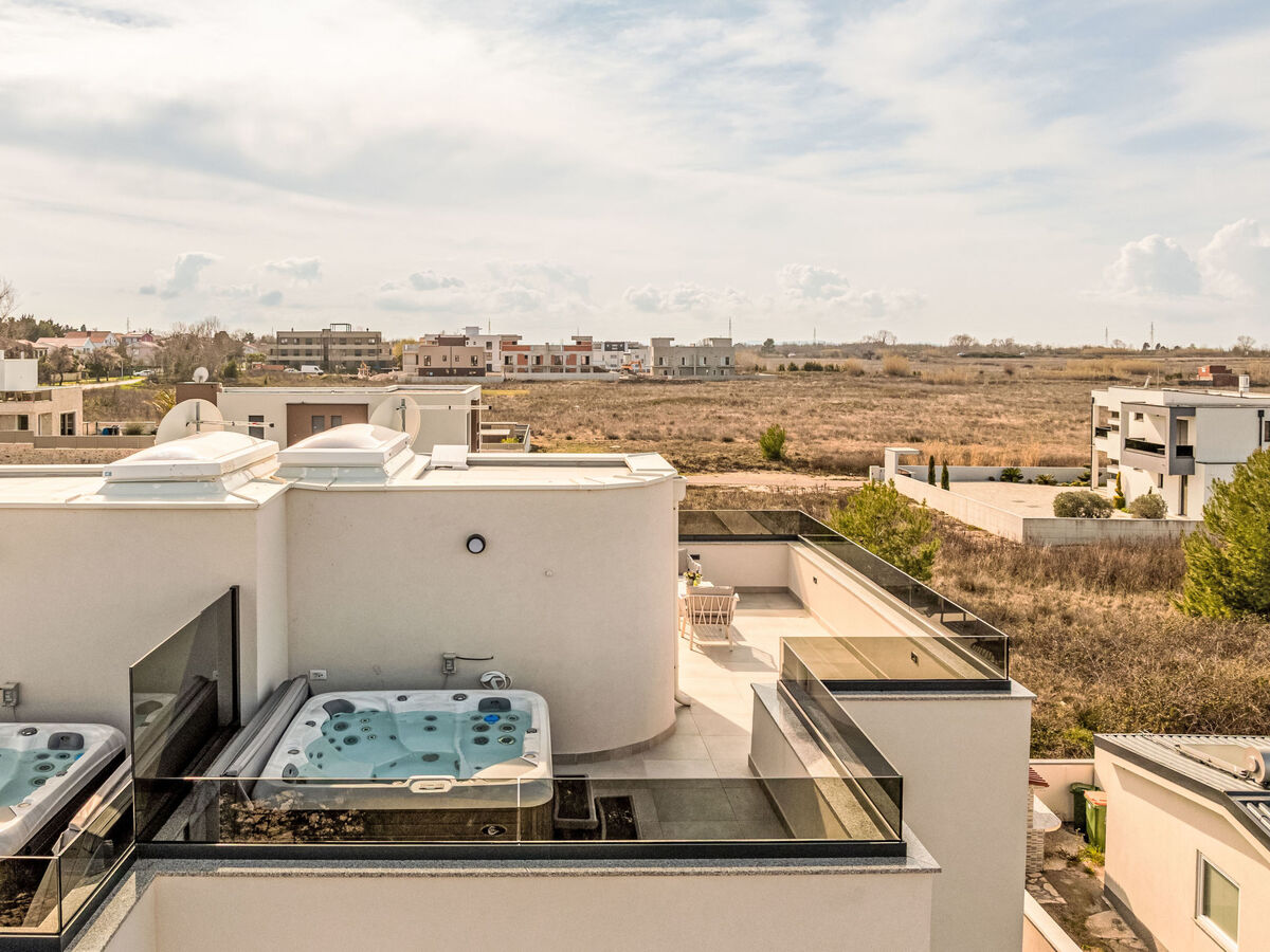 Villa Royal II Sabunike, piscine chauffée à 300 m de la mer - Photo 12
