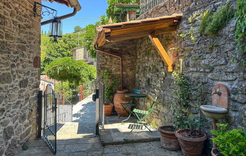 Maison toscane en village fortifié près de Bibbiena - Photo 11