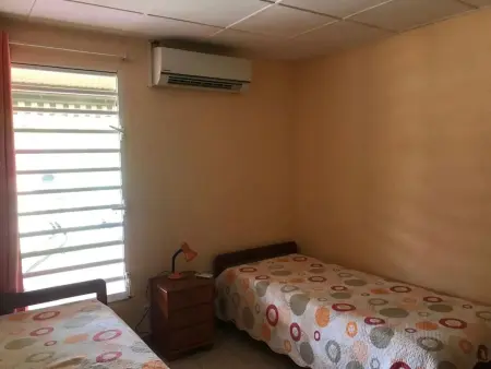 Maison plain-pied avec jardin clos à Sainte-Anne, Martinique : photo 3