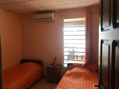 Maison plain-pied avec jardin clos à Sainte-Anne, Martinique : photo 10