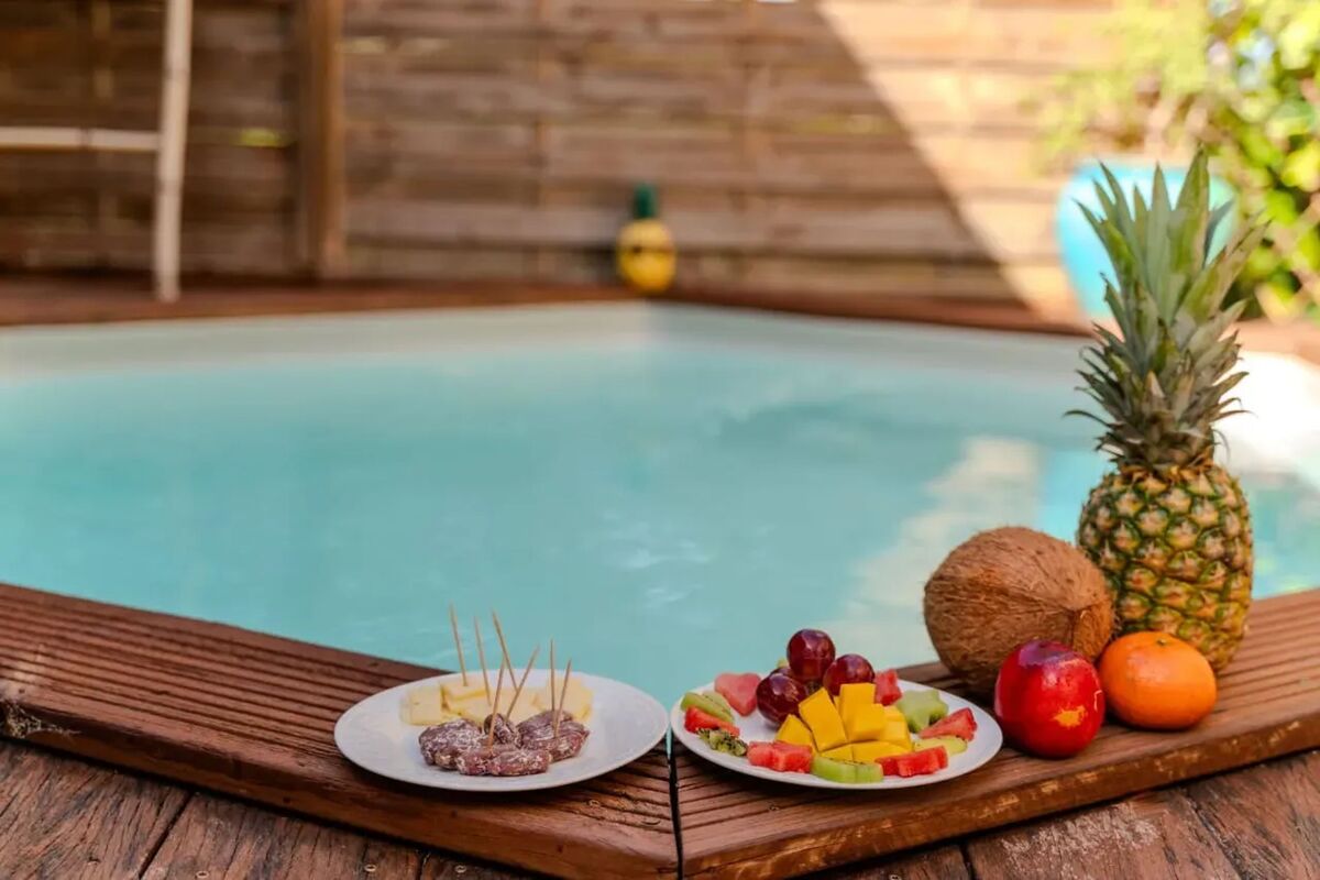 Bungalow avec piscine privée et jacuzzi au Diamant, Martinique - Photo 1