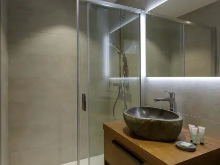 Chalet 5 étoiles Morzine, jacuzzi et sauna, 5 chambres : photo 14