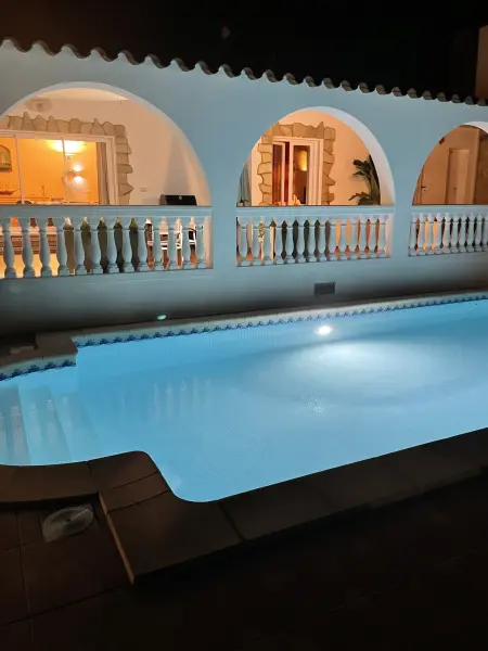 Villa Grand Canal à Empuriabrava : piscine chauffable, amarre privée : photo 22