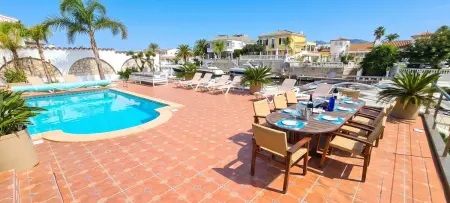 Villa Grand Canal à Empuriabrava : piscine chauffable, amarre privée : photo 43
