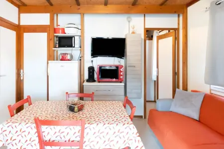 Bungalow 50 m² avec piscine partagée et vue montagne à Hasparren : photo 5