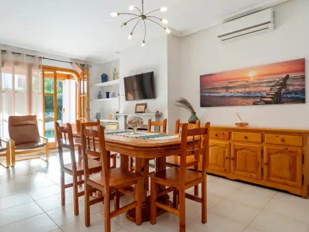 Villa 137m² à 100m de la plage, 2 piscines, 12 pers. : photo 7