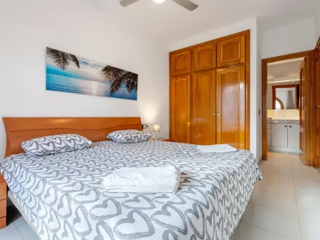 Villa 137m² à 100m de la plage, 2 piscines, 12 pers. : photo 12