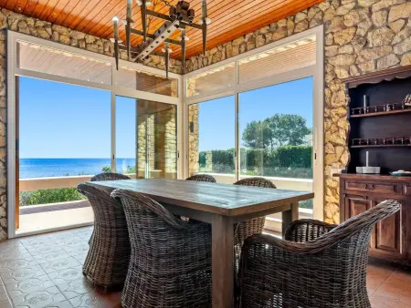 Villa 200m² front de mer à L'Ametlla de Mar, 8 personnes : photo 10